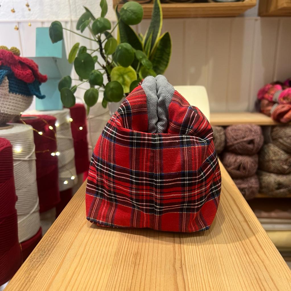 02637325-6674-4d94-8cfe-3abf87782c23