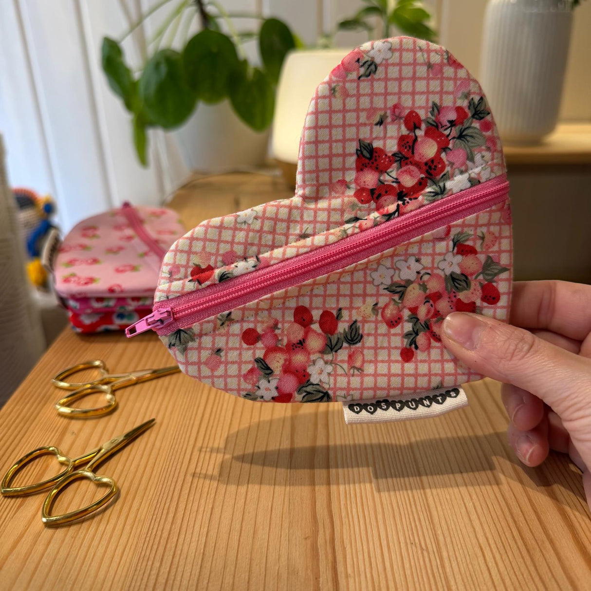 Corazón GuardaCables DosPunts