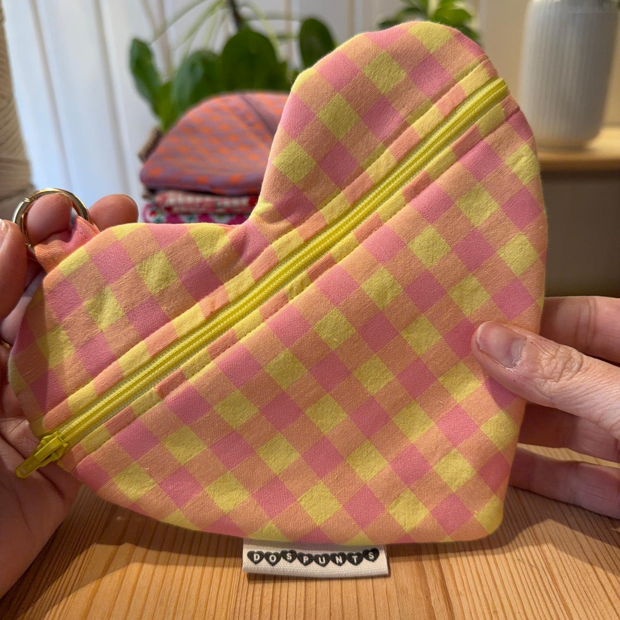 Maxi Corazón GuardaCables DosPunts