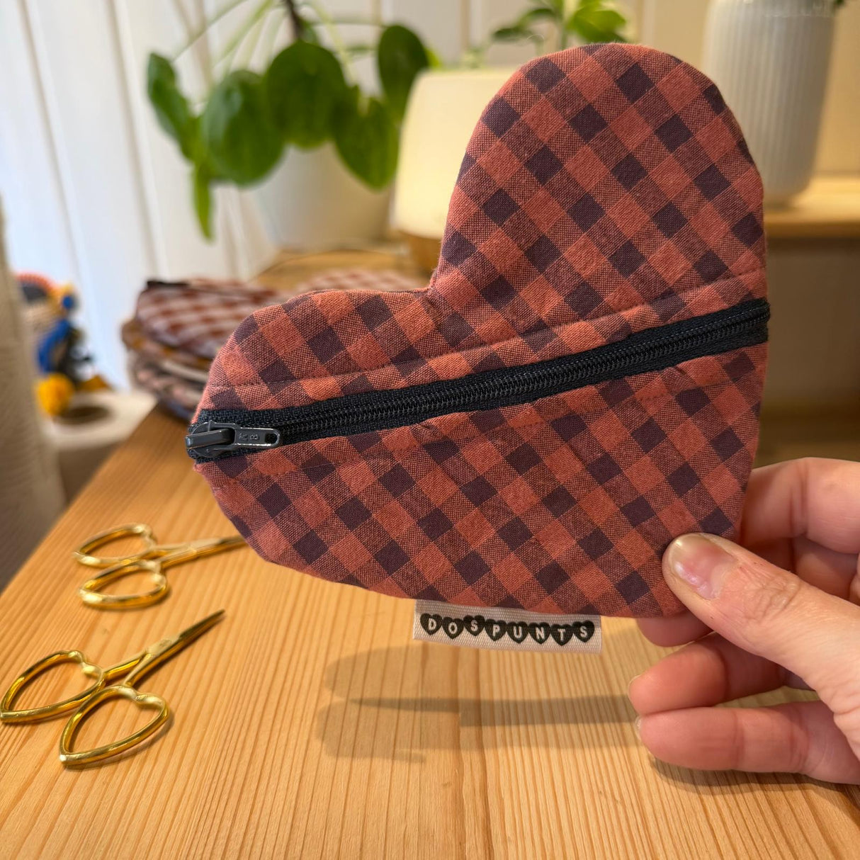 Corazón GuardaCables DosPunts