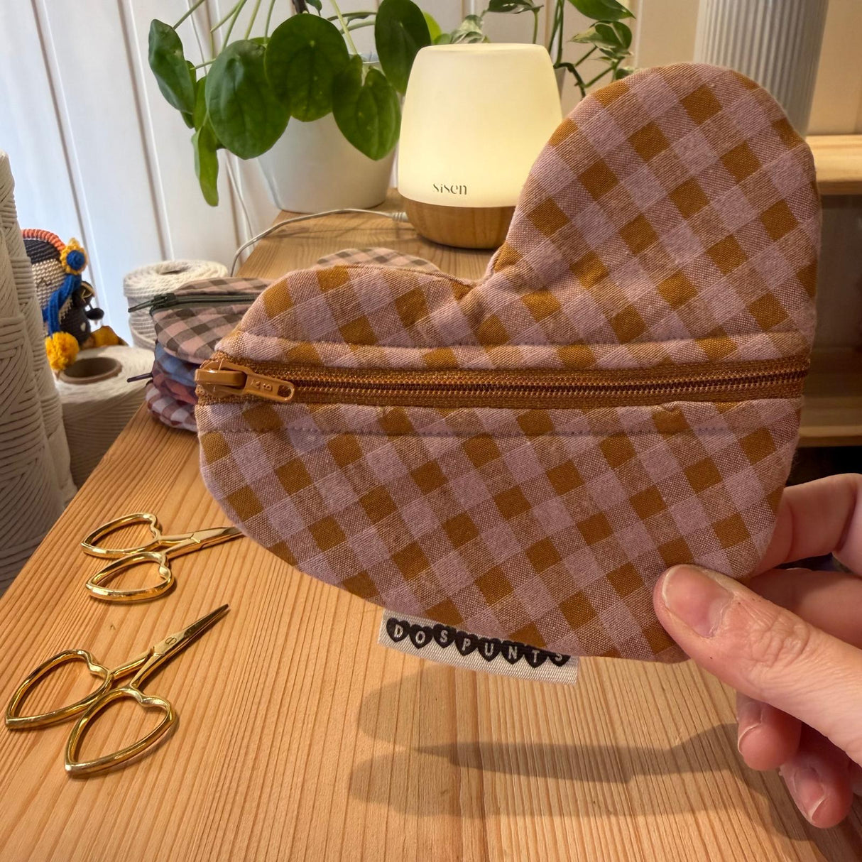 Corazón GuardaCables DosPunts