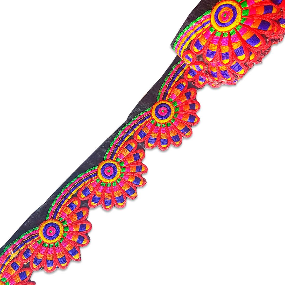 Dos Punts Barcelona Pasamaneria Indu Namaste Fondo Negro Bordado Rojo