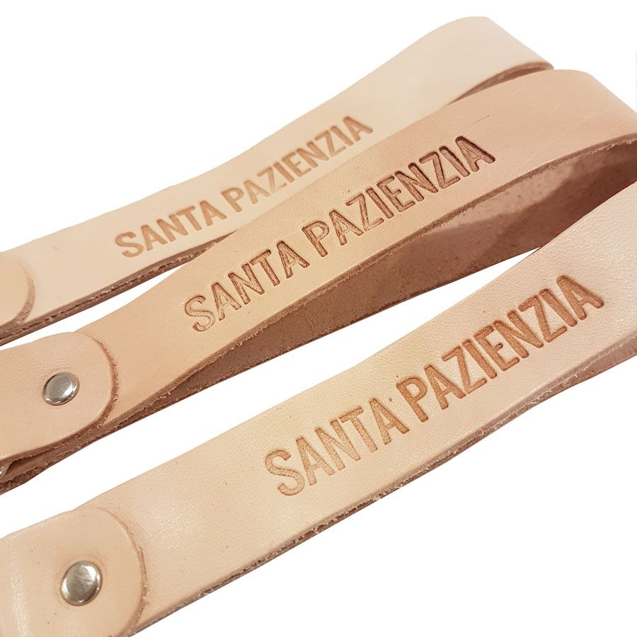 Dos_Punts_Barcelona_Asa_Corta_Piel_Natural_Santa_Pazienzia_1_pq