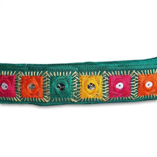 Dos_Punts_Barcelona_Pasamaneria_Hindu_Ghat_Verde_1