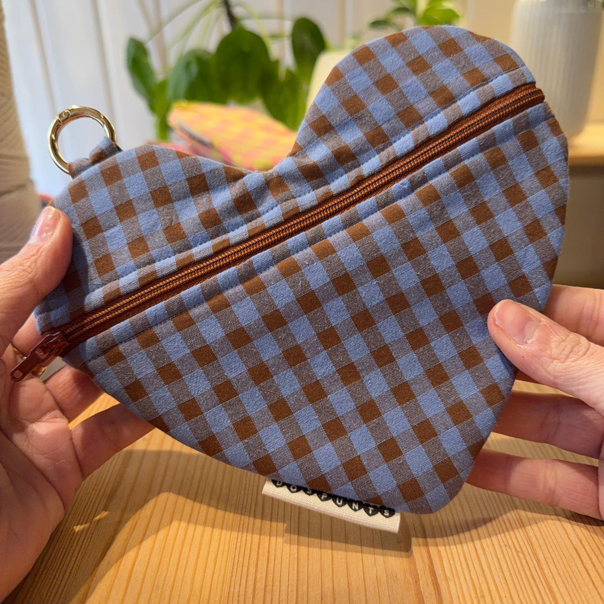 Maxi Corazón GuardaCables DosPunts