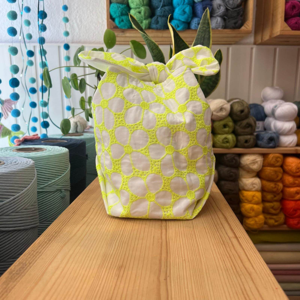 bunny bag midi flor neon
