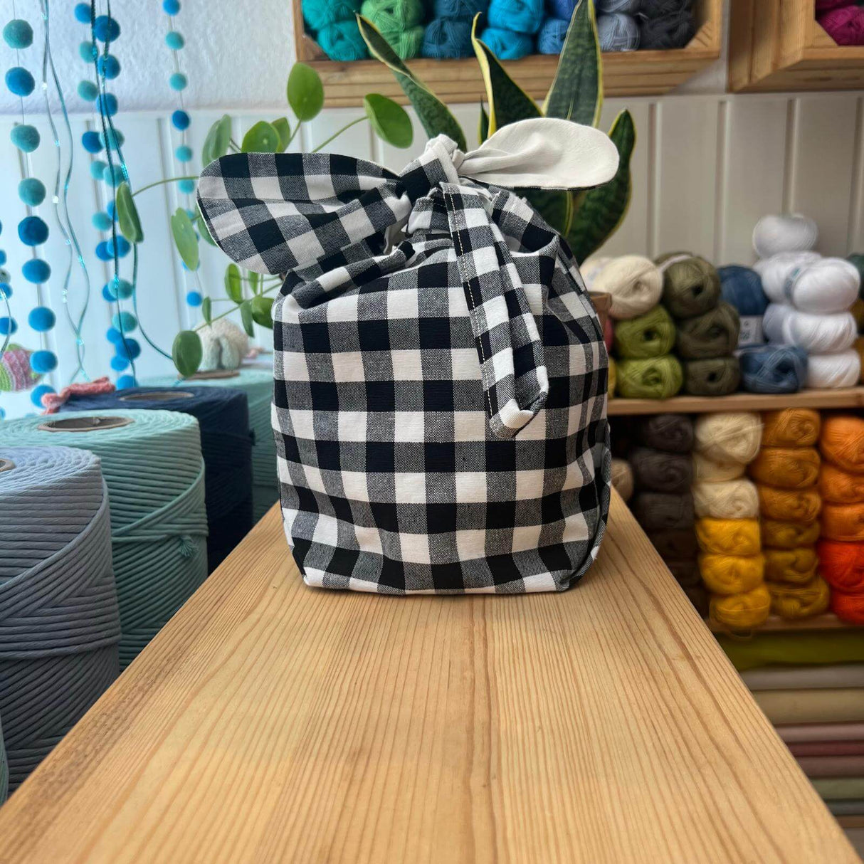 bunny bag midi negro 2