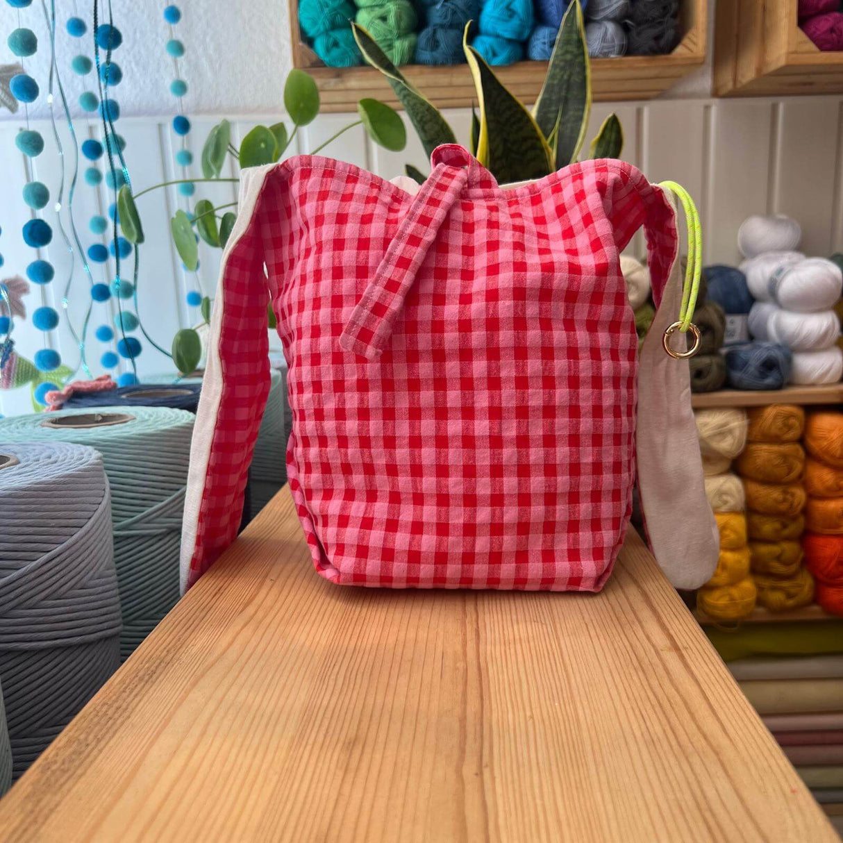 bunny bag midi rosa rojo 3