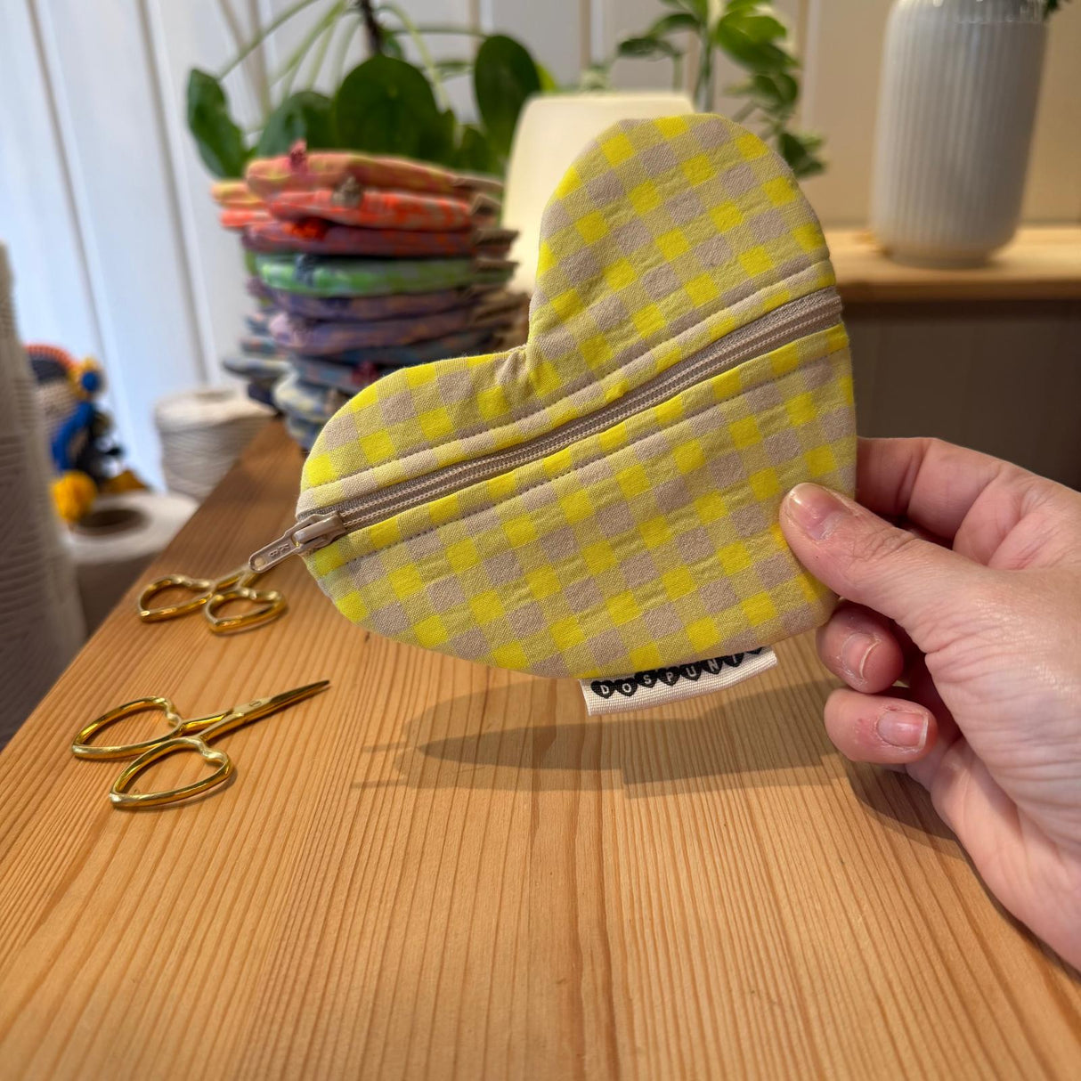 Corazón GuardaCables DosPunts