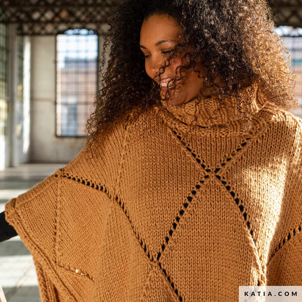 patron-tejer-punto-ganchillo-mujer-poncho-otono-invierno-katia-6209-13-02-g