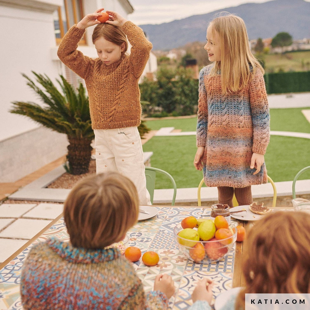 patron-tejer-punto-ganchillo-ninos-jersey-otono-invierno-katia-6267-31-03-g