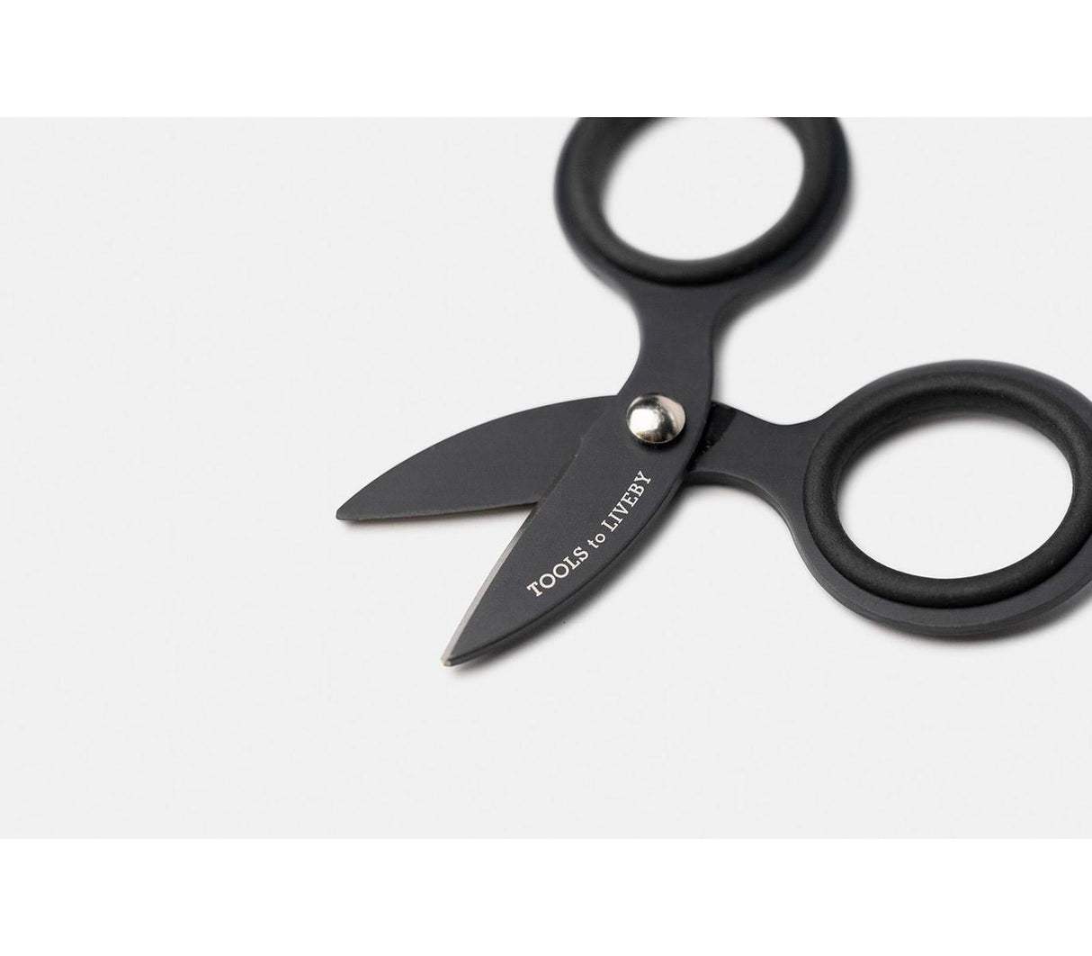scissors-3-black (1)