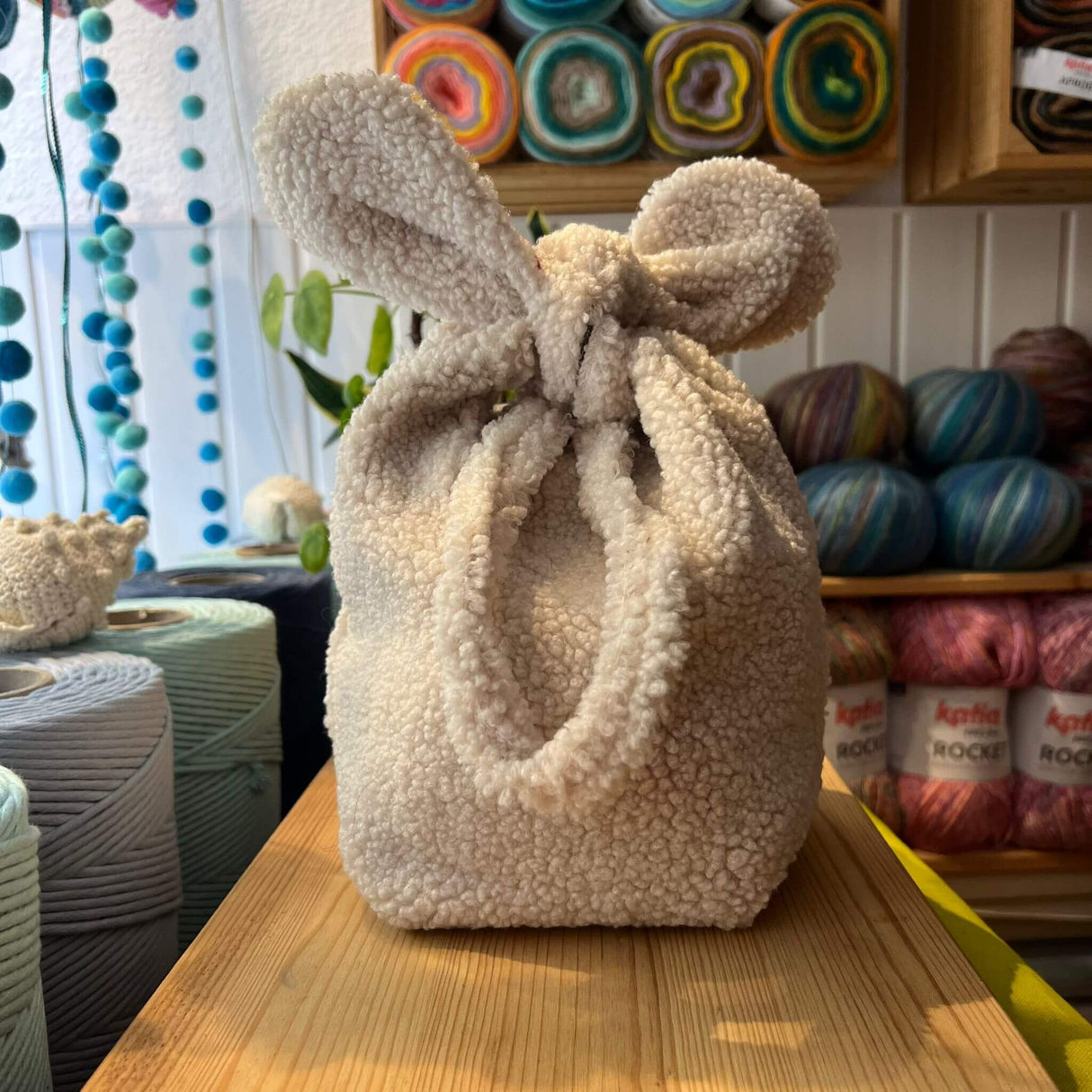 winter bunny bag 2 ok