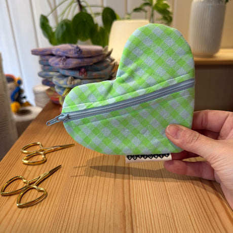 Corazón GuardaCables DosPunts