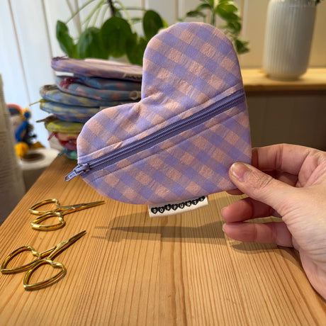 Corazón GuardaCables DosPunts