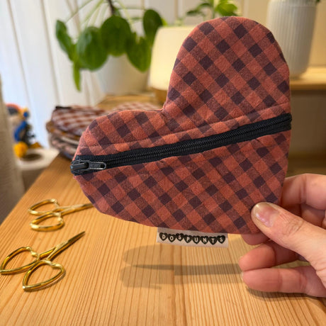 Corazón GuardaCables DosPunts