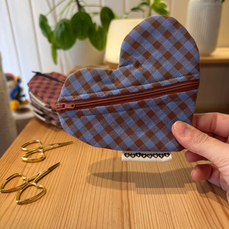 Corazón GuardaCables DosPunts