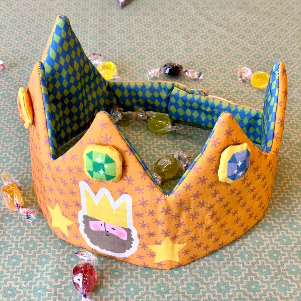 Corona Reyes Melchor y Gaspar - Panel de cortar y coser LaBlu